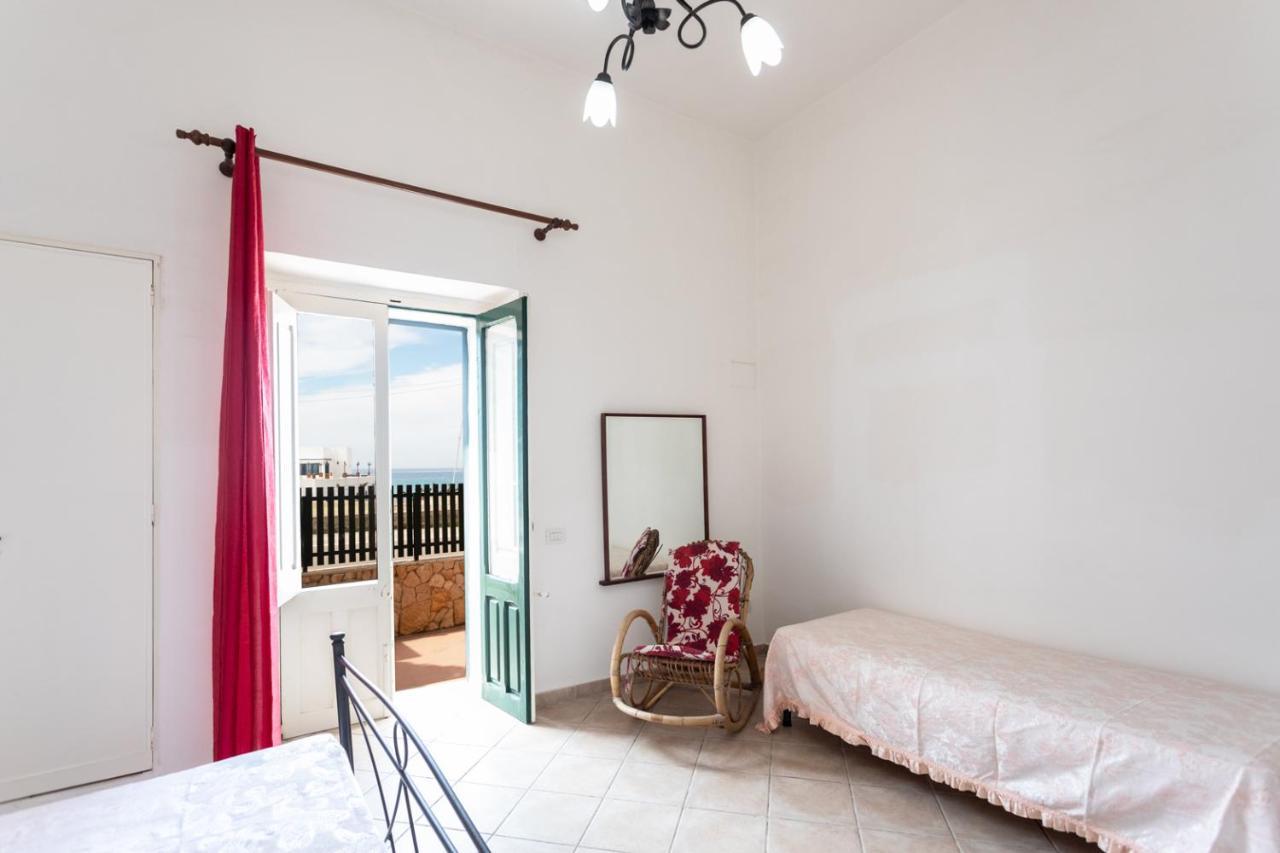 Villetta Bianca Sulla Spiaggia - Apulia Home Gallipoli Bagian luar foto